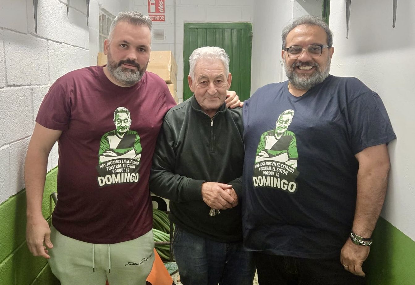 YA PUEDES ENCARGAR LA CAMISETA – HOMENAJE «PORQUE ES DOMINGO»